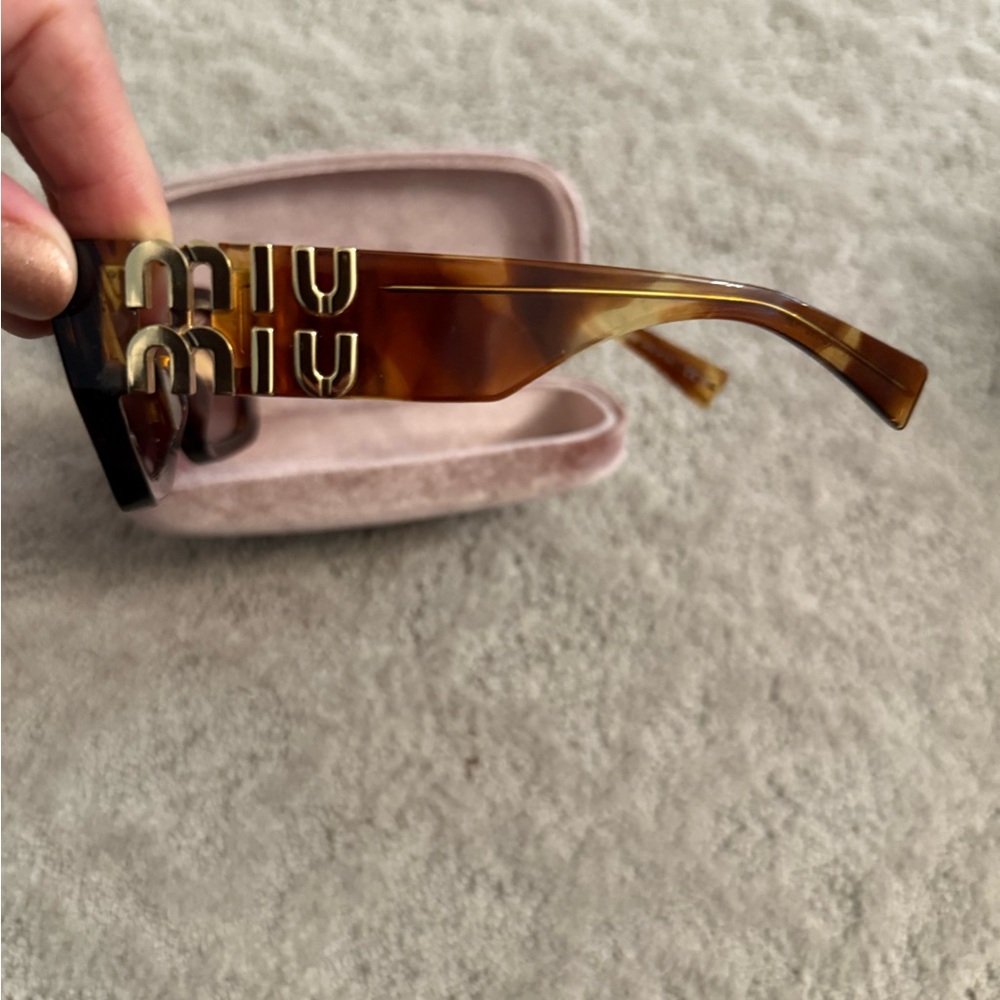 Miu Miu logo tortoise Rectangular Sunglasses, 53mm